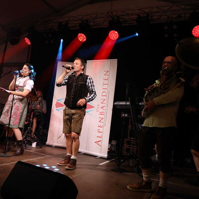 Alpenbanditen live — Bild 11